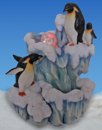 TLB261L   Фонтан декоративный Семья пингвинов на льдине, шарик/подсветка №1  22.6*16.6*30.1CM