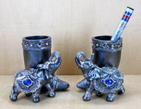 TLQ154     Сувенир Слон серебряный с синими стразами, карандашница, 2с   H*L*W=11,5*9*10см